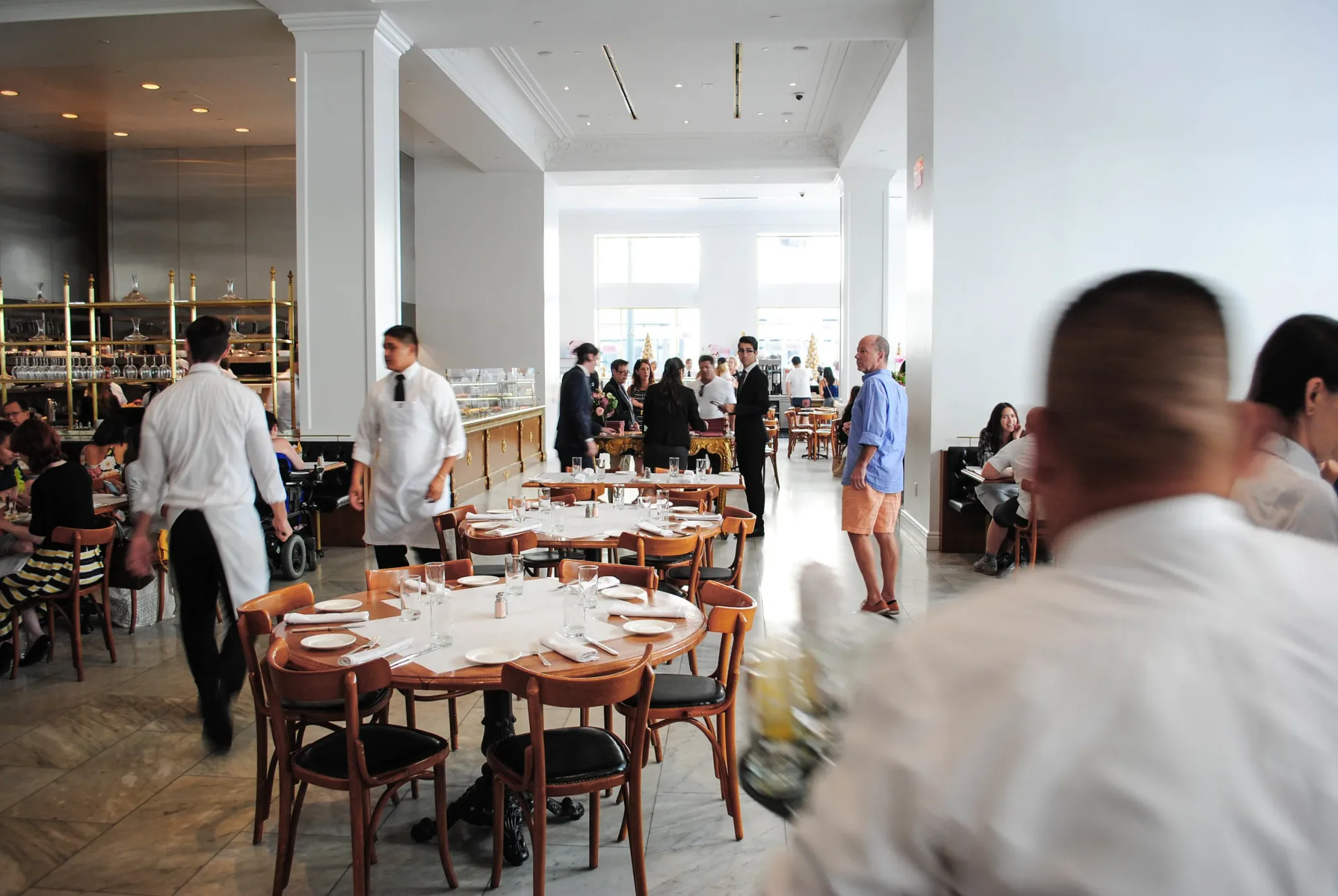 Bottega Louie